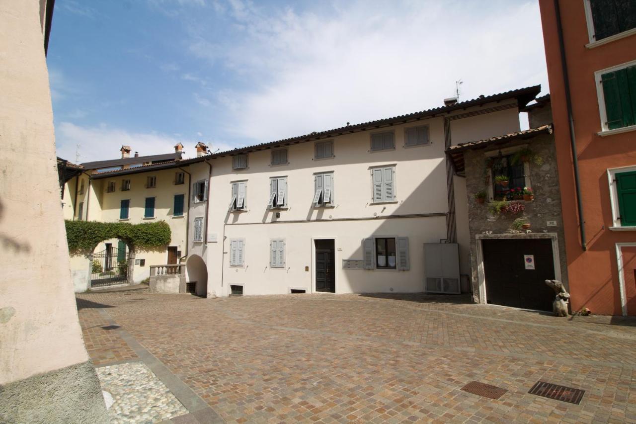 Апартаменты Casa Riva - Bilocale In Centro Storico Экстерьер фото